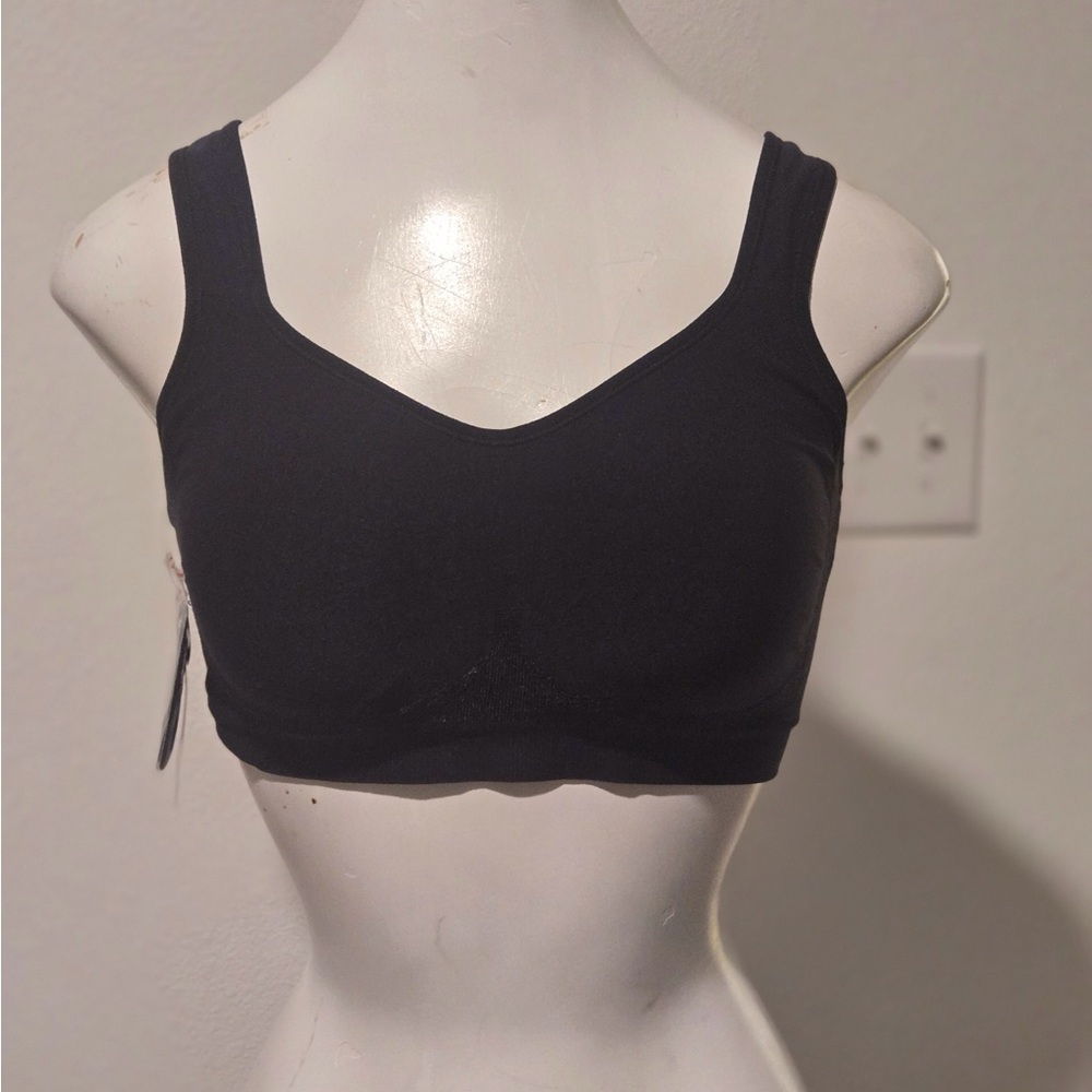 NWT- Truekind Wireless padded Black Seamless Bra - Picture 2 of 5